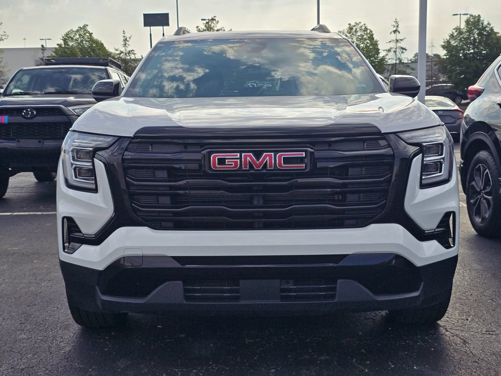 Used 2026 GMC Terrain Elevation w/ Elevation Premium Package AWD/4WD image 2
