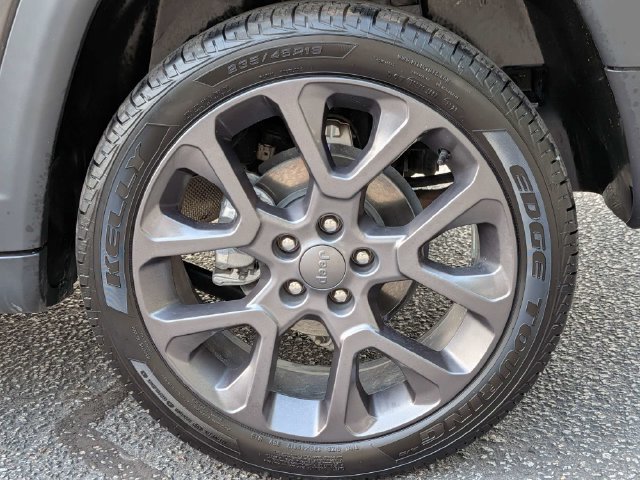 Used 2021 Jeep Compass Latitude w/ Sun and Sound Group AWD/4WD image 13