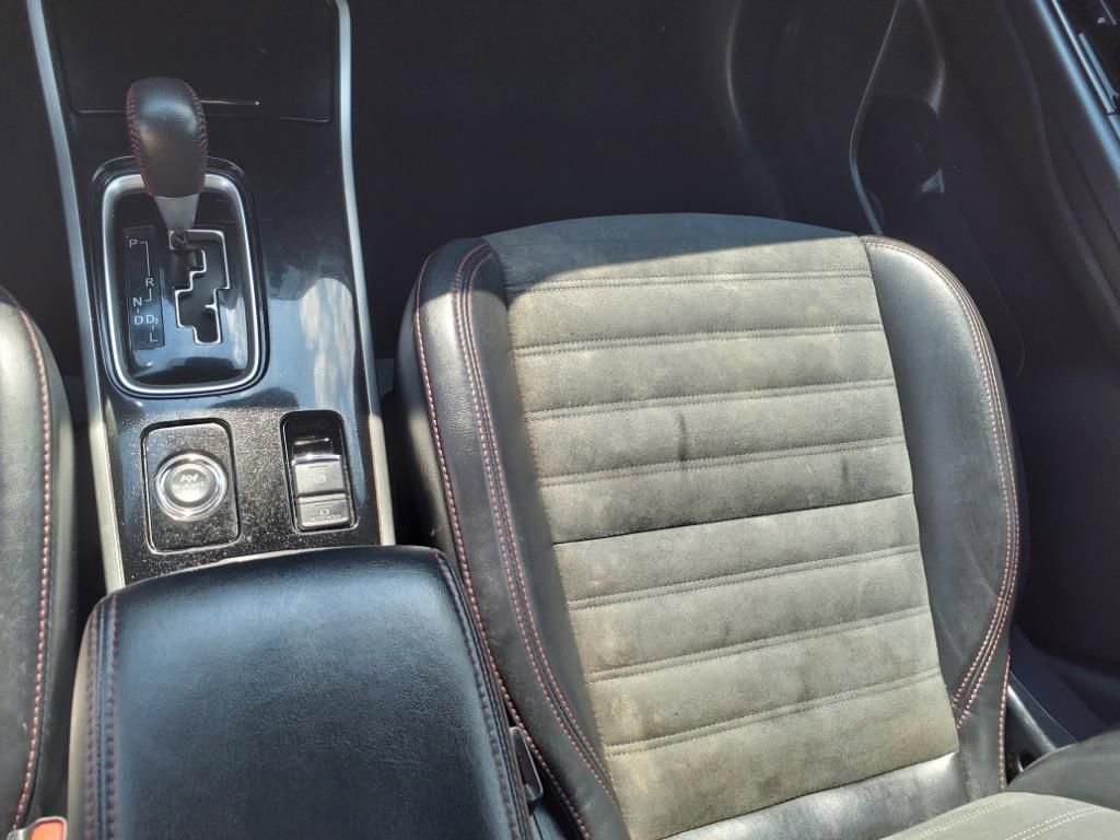 Used 2020 Mitsubishi Outlander LE image 19