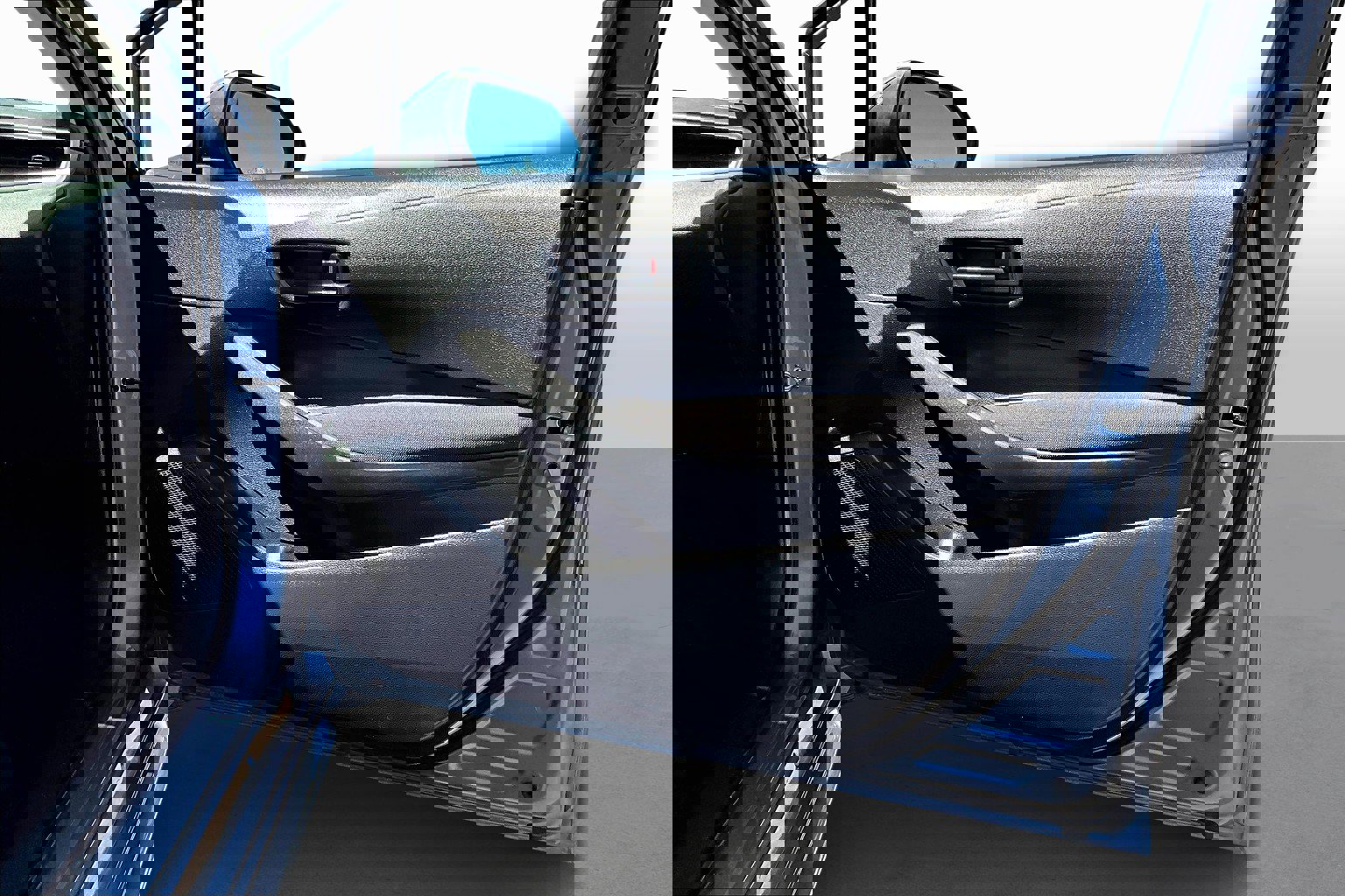 Used 2024 Toyota Corolla LE image 17