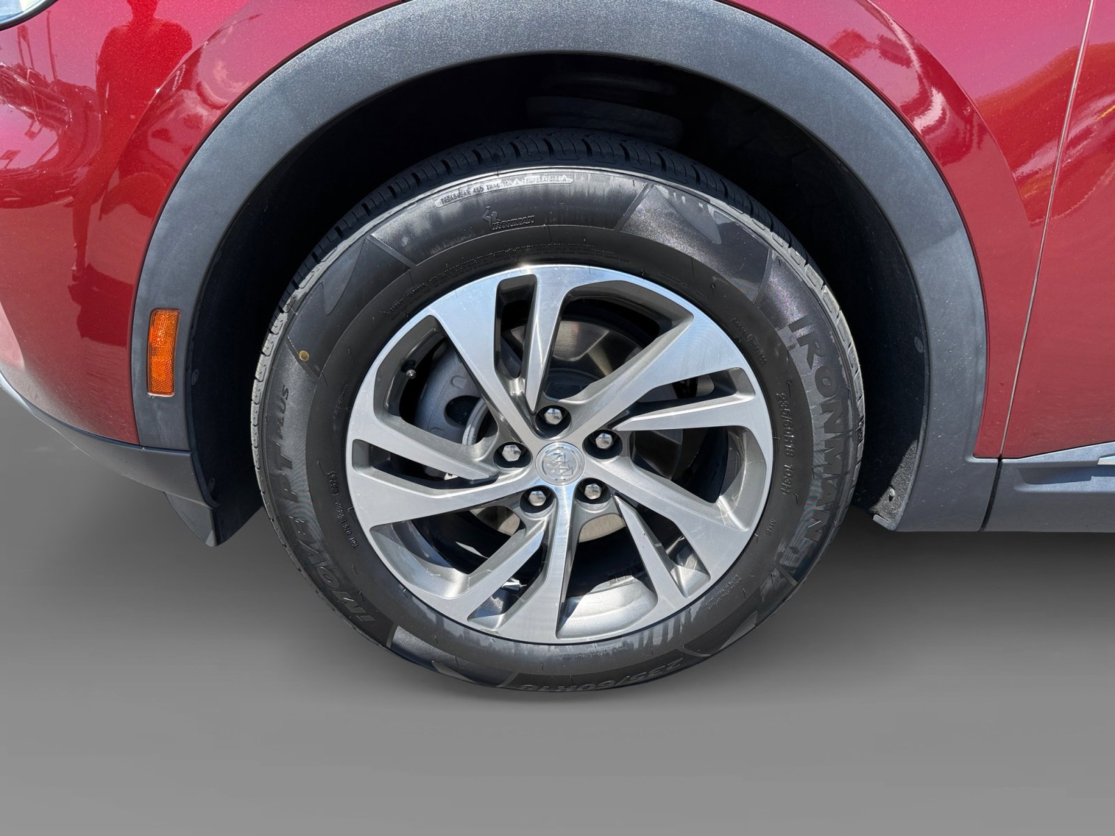 Used 2021 Buick Envision Essence FWD image 9