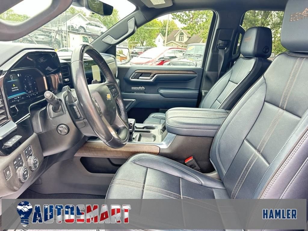 Used 2023 Chevrolet Silverado 1500 High Country image 17
