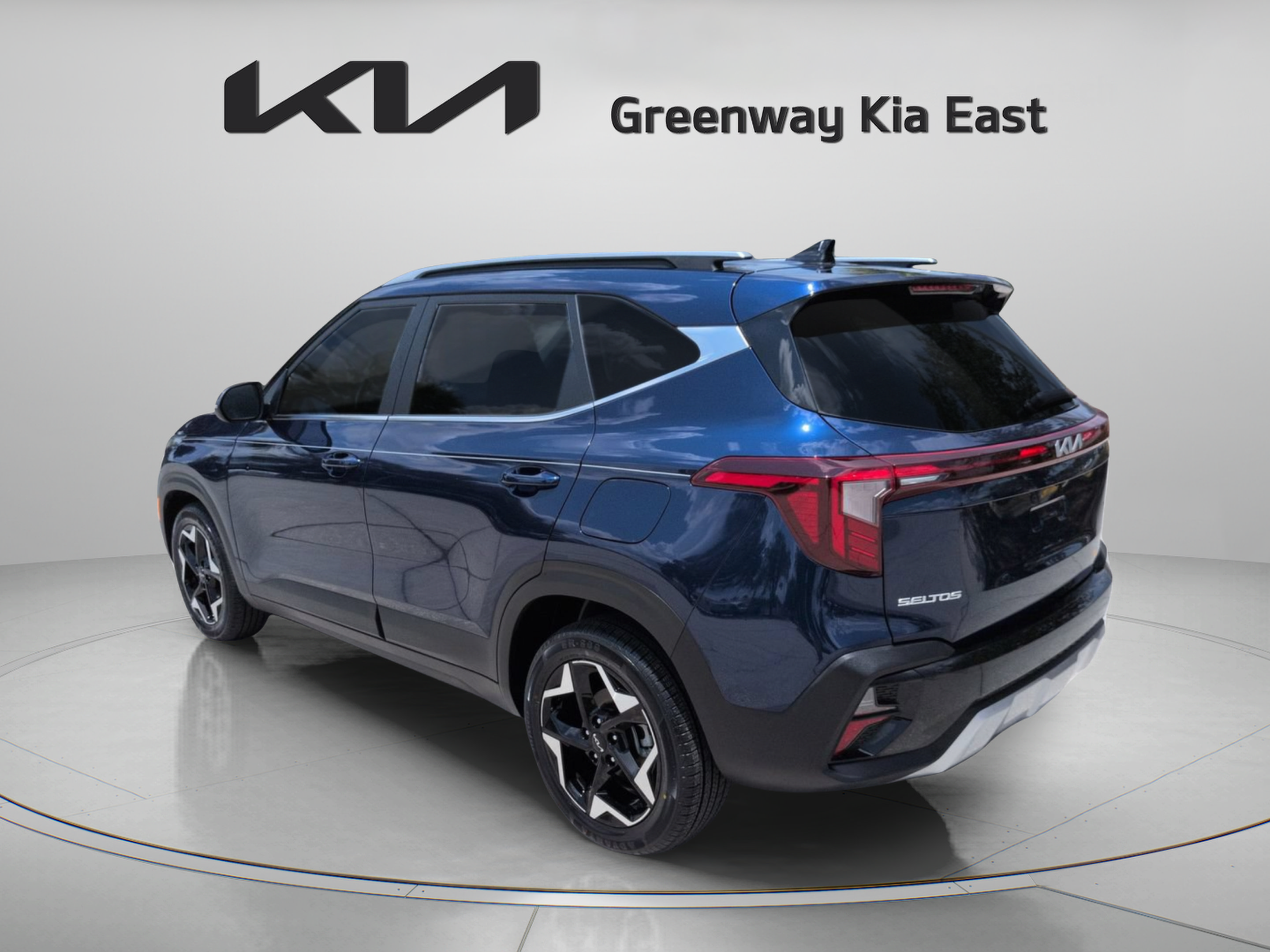 Certified 2024 Kia Seltos EX FWD image 8