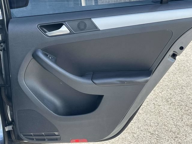 Used 2014 Volkswagen Jetta SE FWD image 21