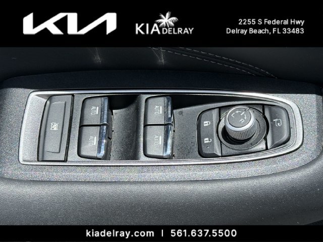 Used 2023 Subaru Outback Touring AWD/4WD image 16