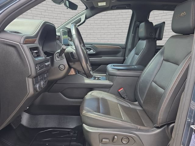 Used 2021 Chevrolet Suburban High Country w/ Premium Package RWD image 16