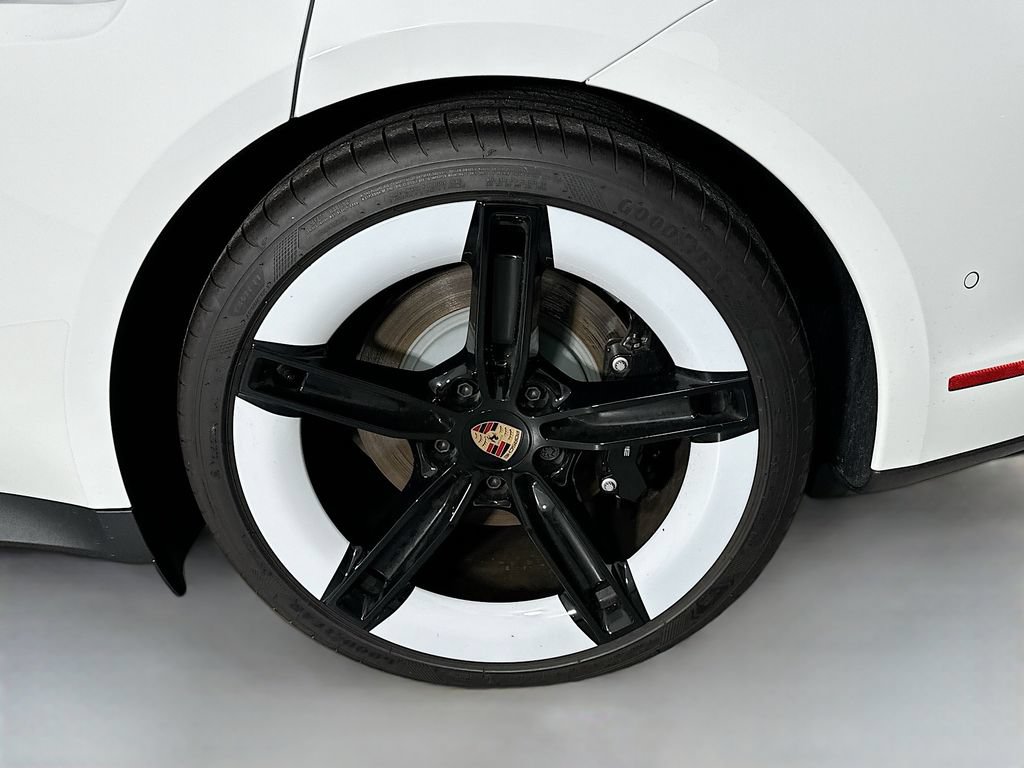 New 2025 Porsche Taycan RWD image 33