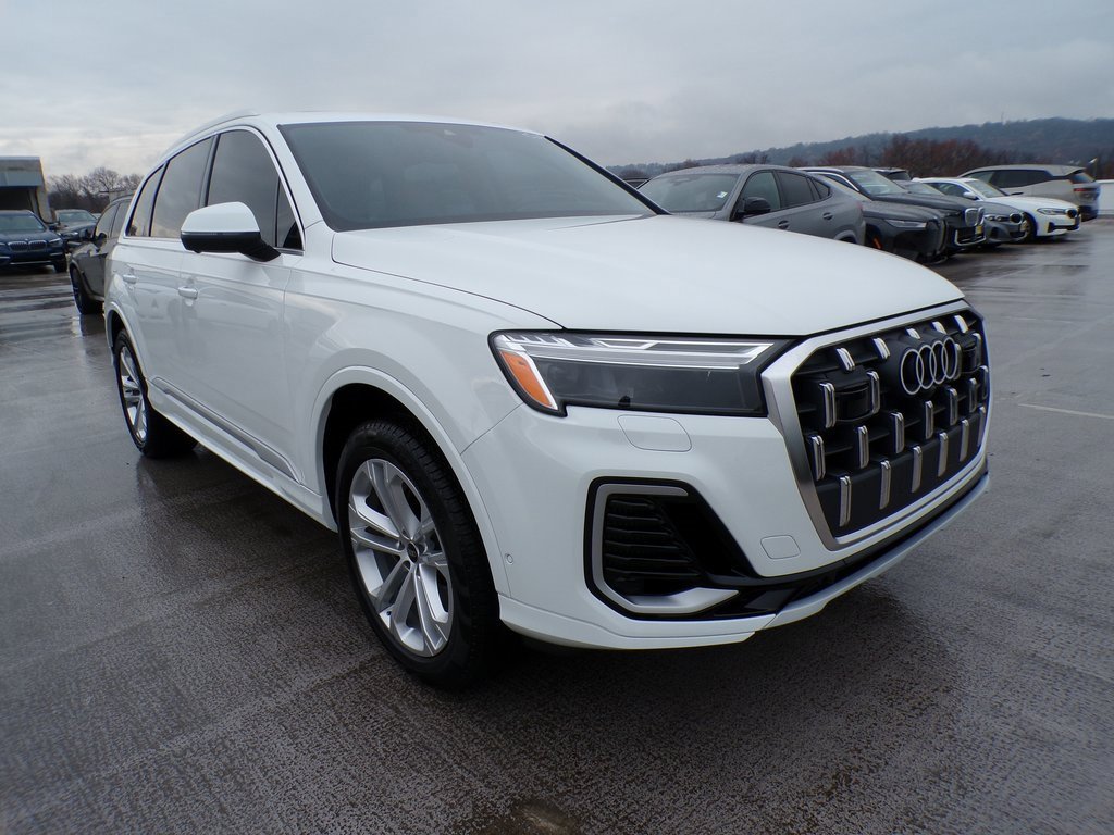 Used 2025 Audi Q7 3.0T Premium Plus image 1