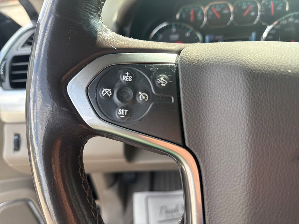 Used 2018 Chevrolet Suburban LT RWD image 20