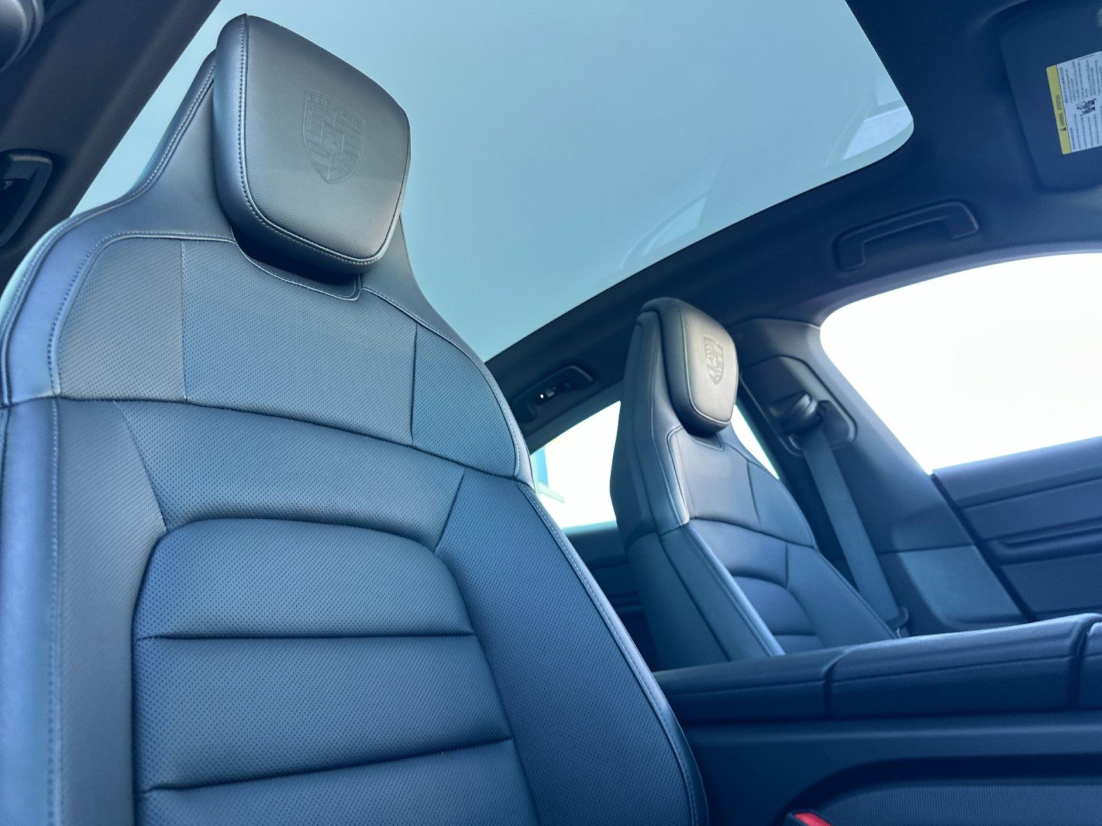 Used 2024 Porsche Taycan image 16