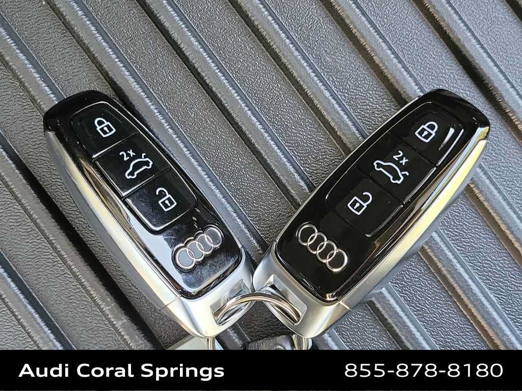 Certified 2024 Audi Q8 e-tron Premium Plus w/ Premium Plus Package AWD/4WD image 28