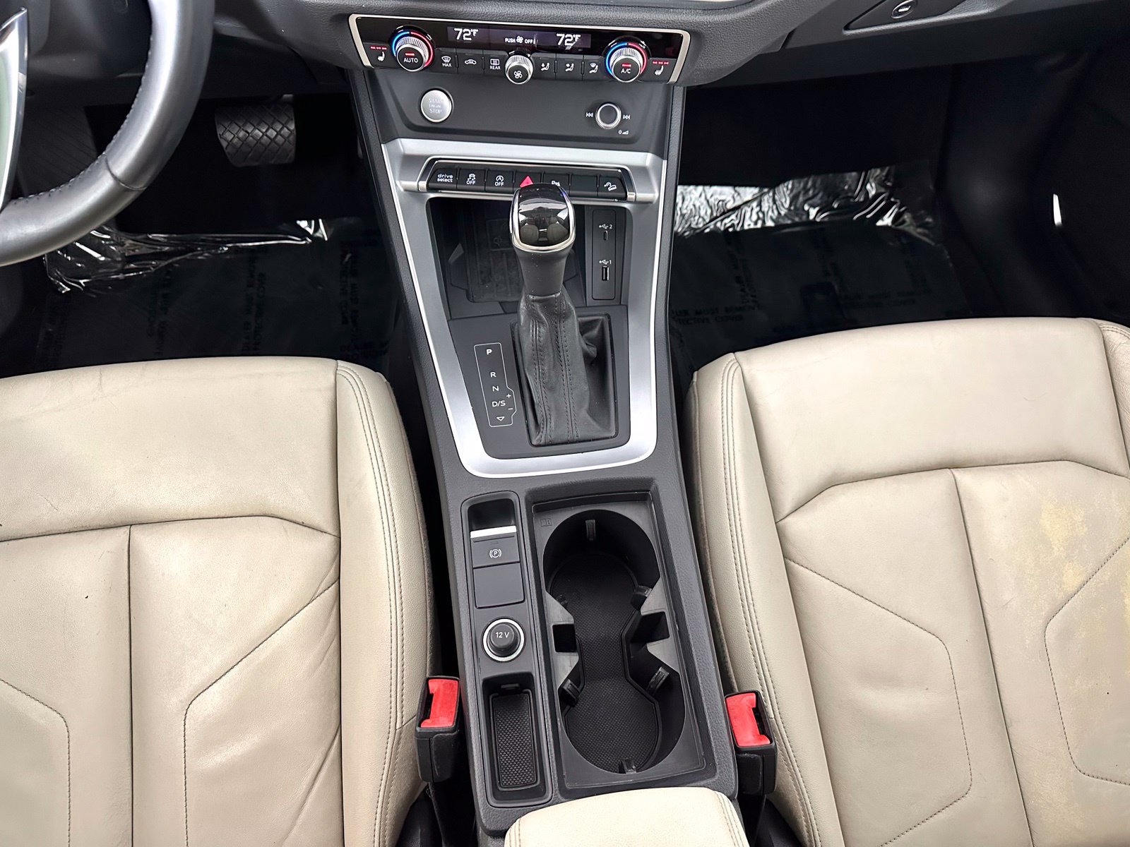 Used 2020 Audi Q3 2.0T Premium Plus w/ Premium Plus Package AWD/4WD image 14