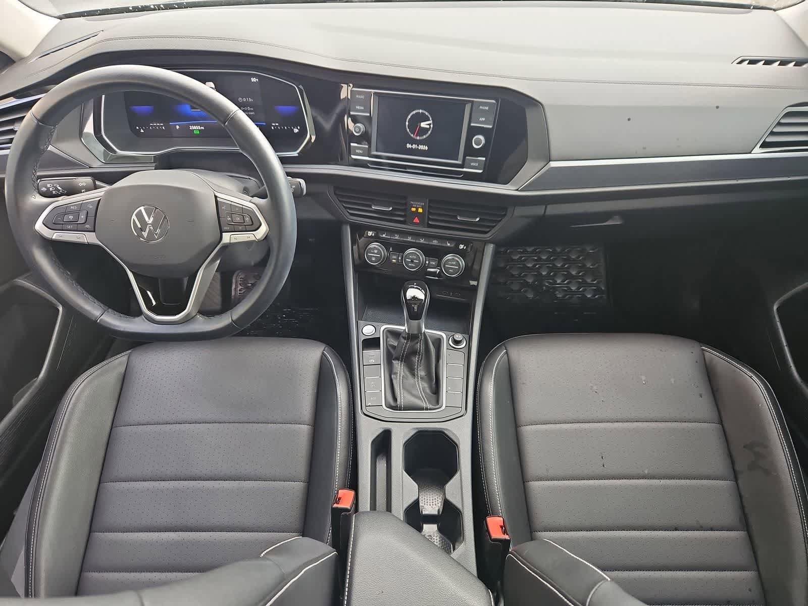 Certified 2023 Volkswagen Jetta SE image 15