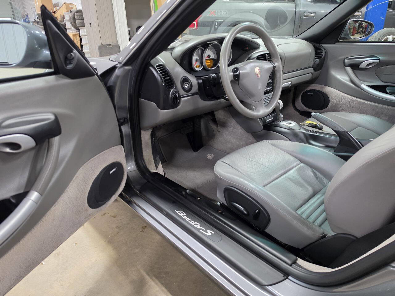 Used 2003 Porsche Boxster S RWD image 25