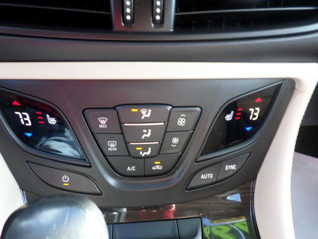Used 2020 Buick Envision Essence AWD/4WD image 14