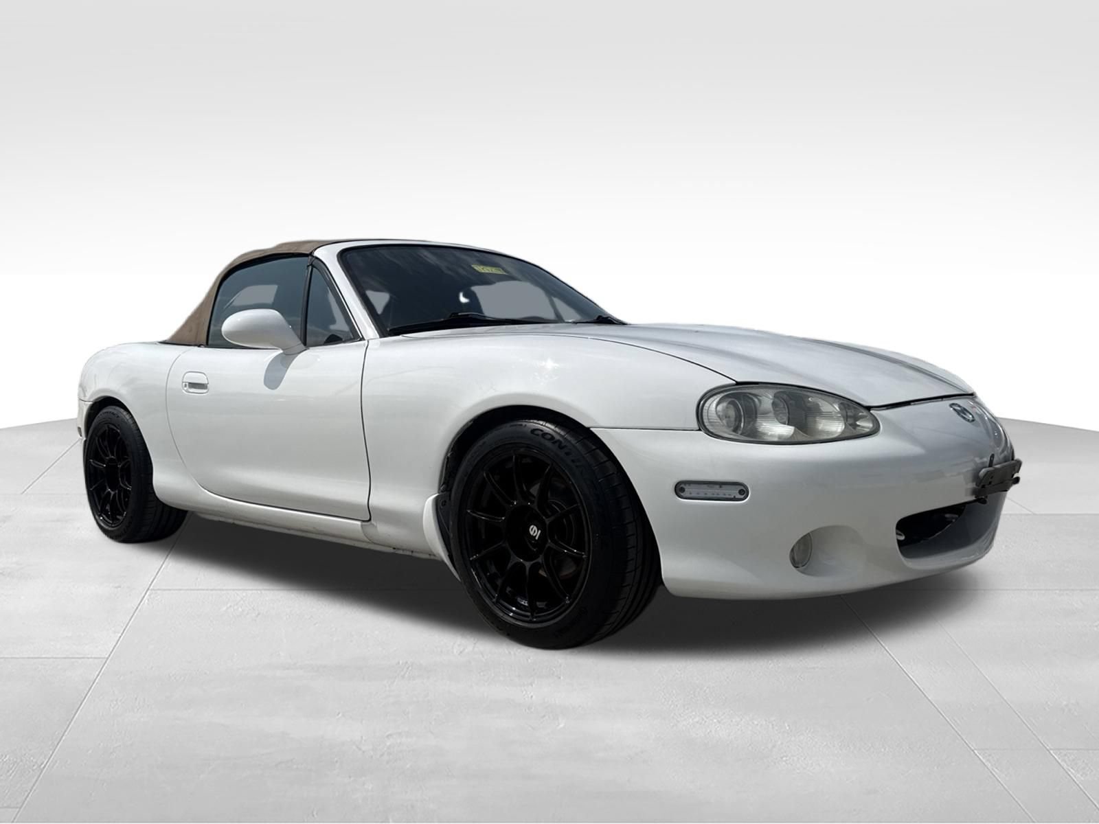 Used 2001 MAZDA MX-5 Miata RWD image 3