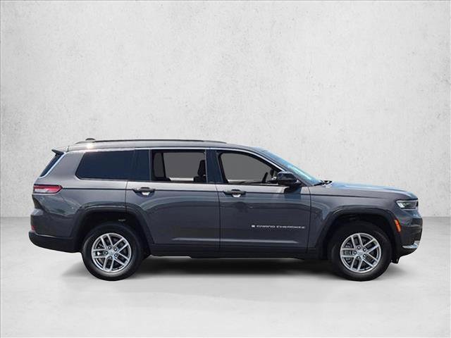 Used 2025 Jeep Grand Cherokee L Laredo AWD/4WD image 4