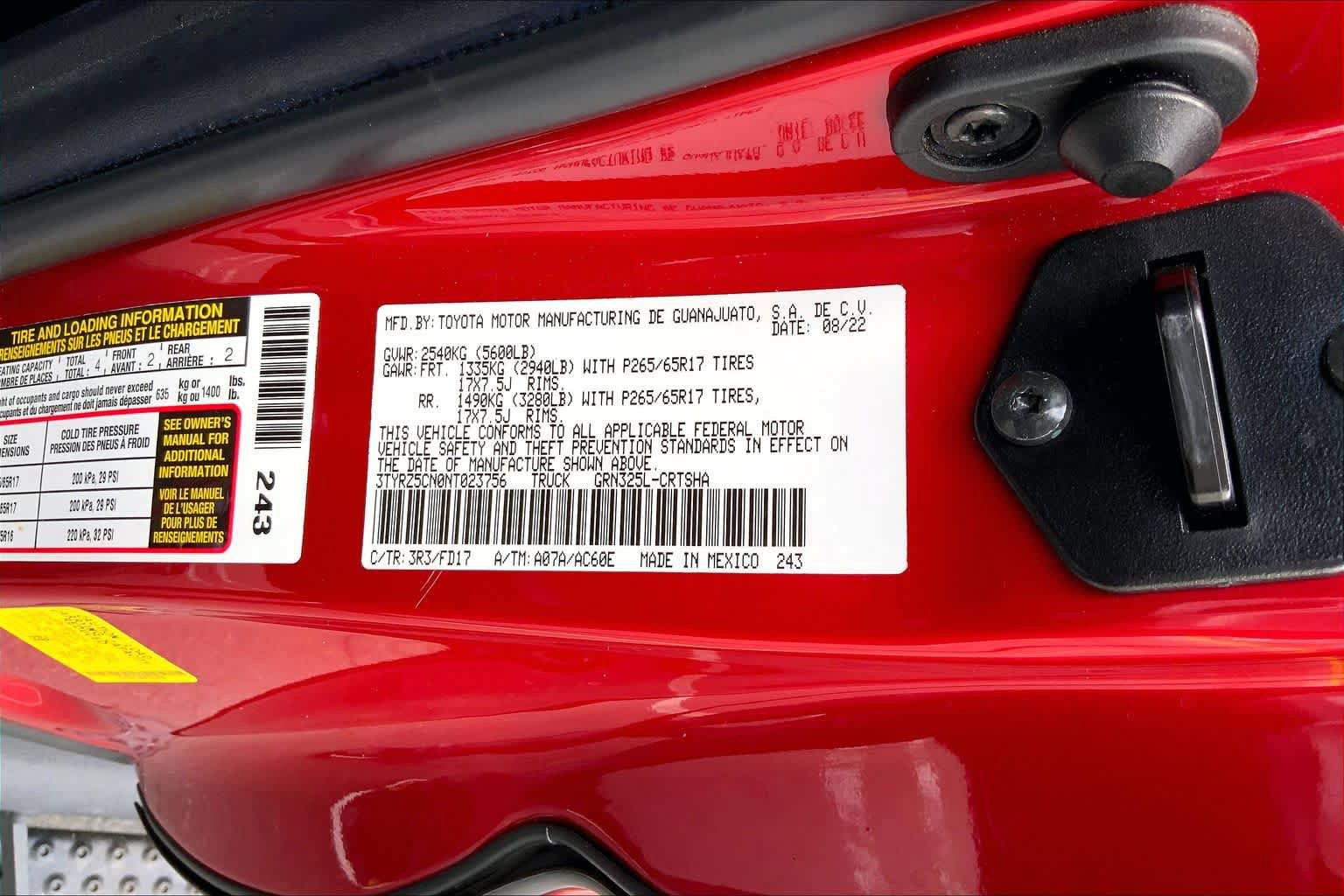Used 2022 Toyota Tacoma TRD Sport w/ TRD Premium Sport Package RWD image 34