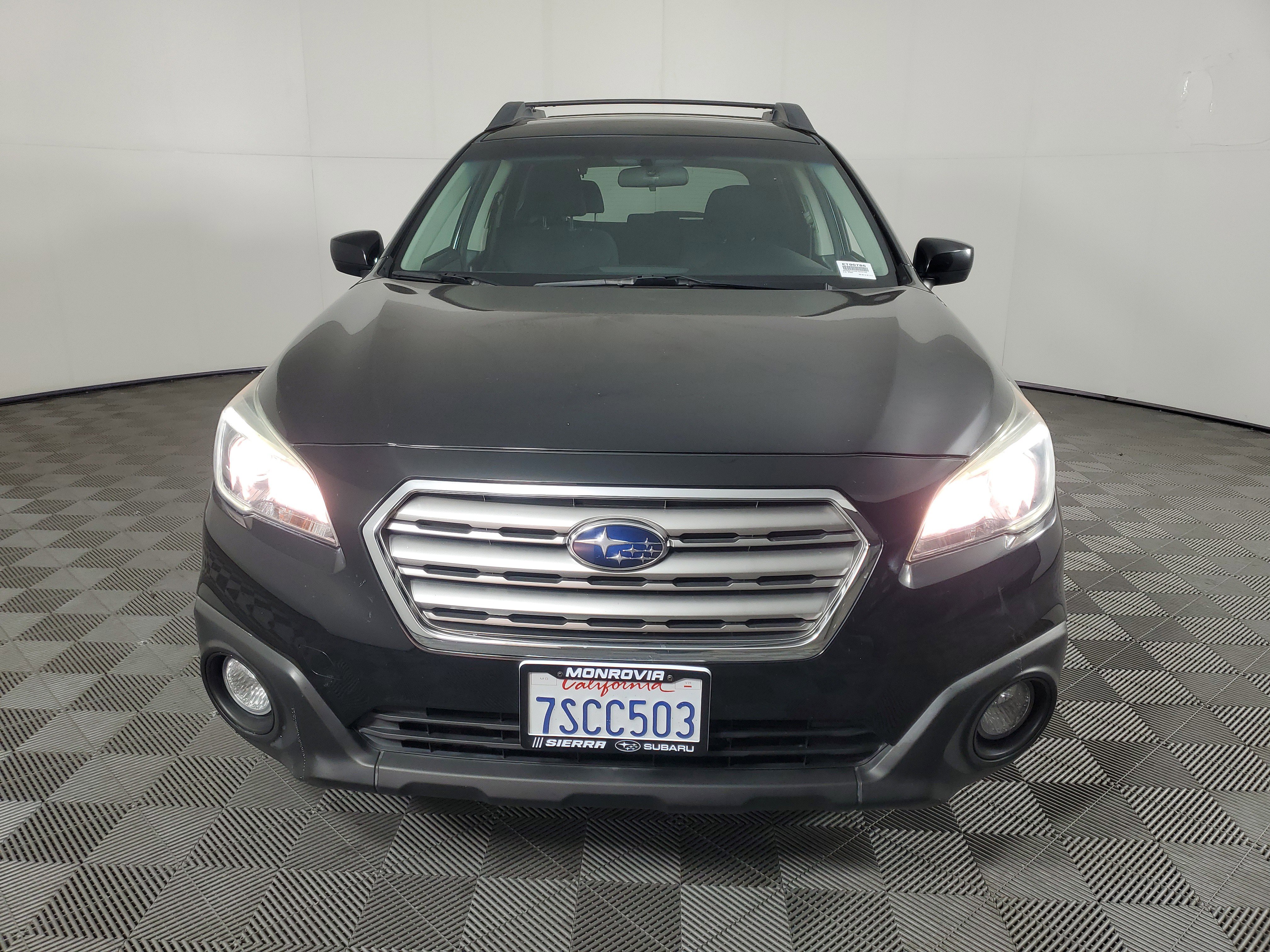 Used 2015 Subaru Outback 2.5i Premium AWD/4WD image 9