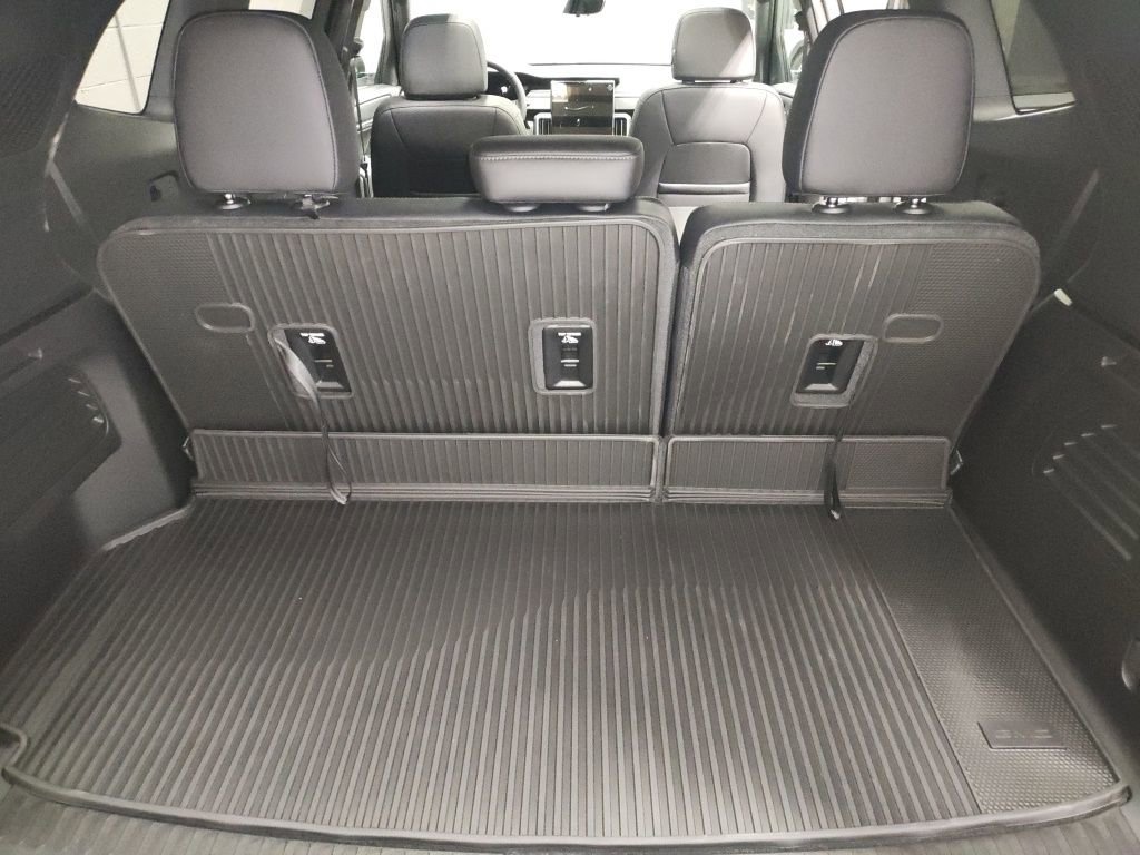 New 2026 GMC Acadia Elevation w/ Black Edition image 16