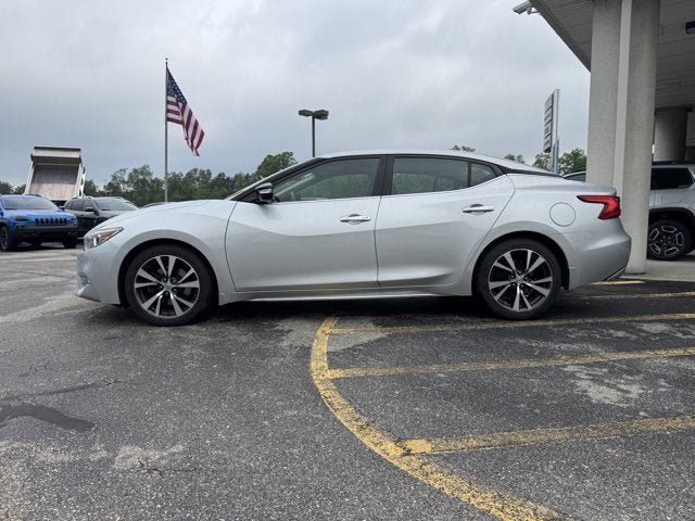 Used 2017 Nissan Maxima 3.5 SV FWD image 2