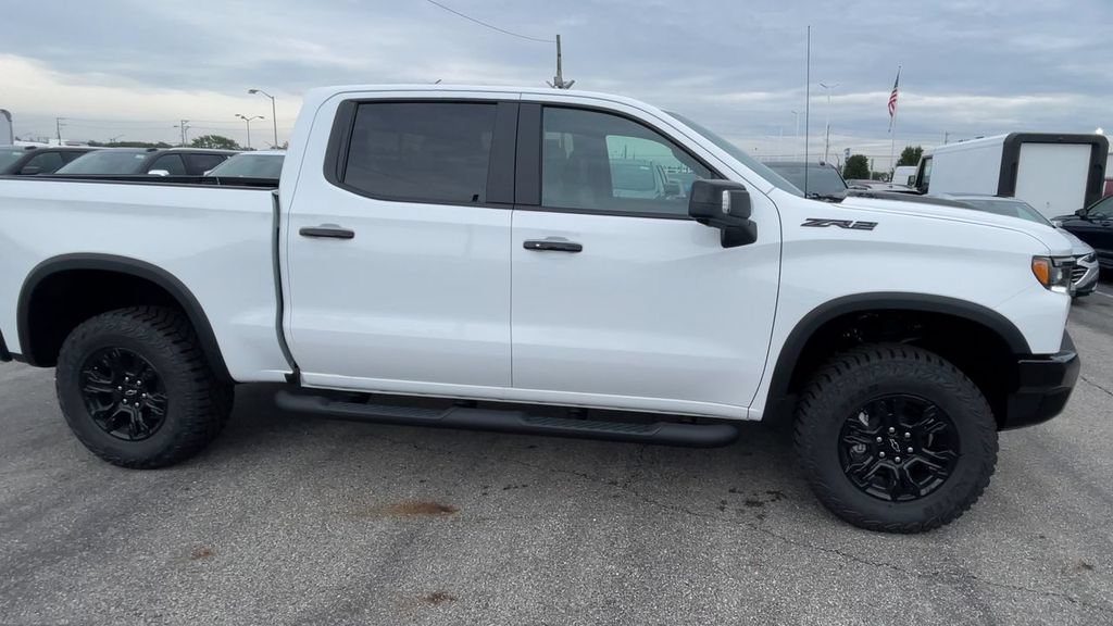 New 2026 Chevrolet Silverado 1500 ZR2 w/ LPO, Dark Essentials Package AWD/4WD image 3