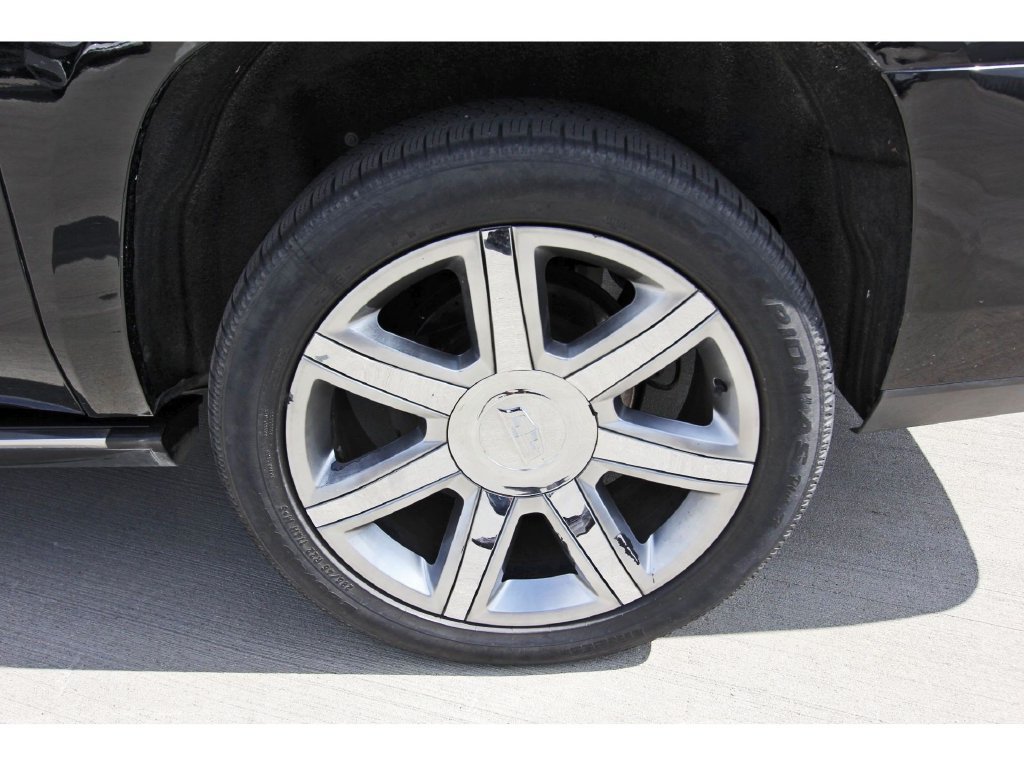 Used 2015 Cadillac Escalade ESV Premium RWD image 30