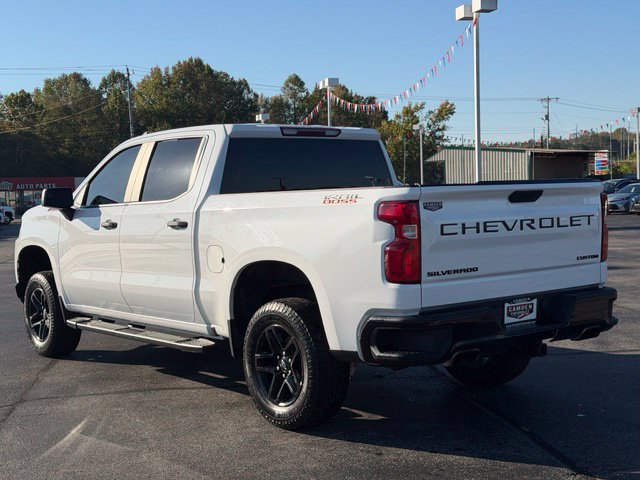 Used 2021 Chevrolet Silverado 1500 Custom Trail Boss w/ LPO, Dark Essentials Package AWD/4WD image 9