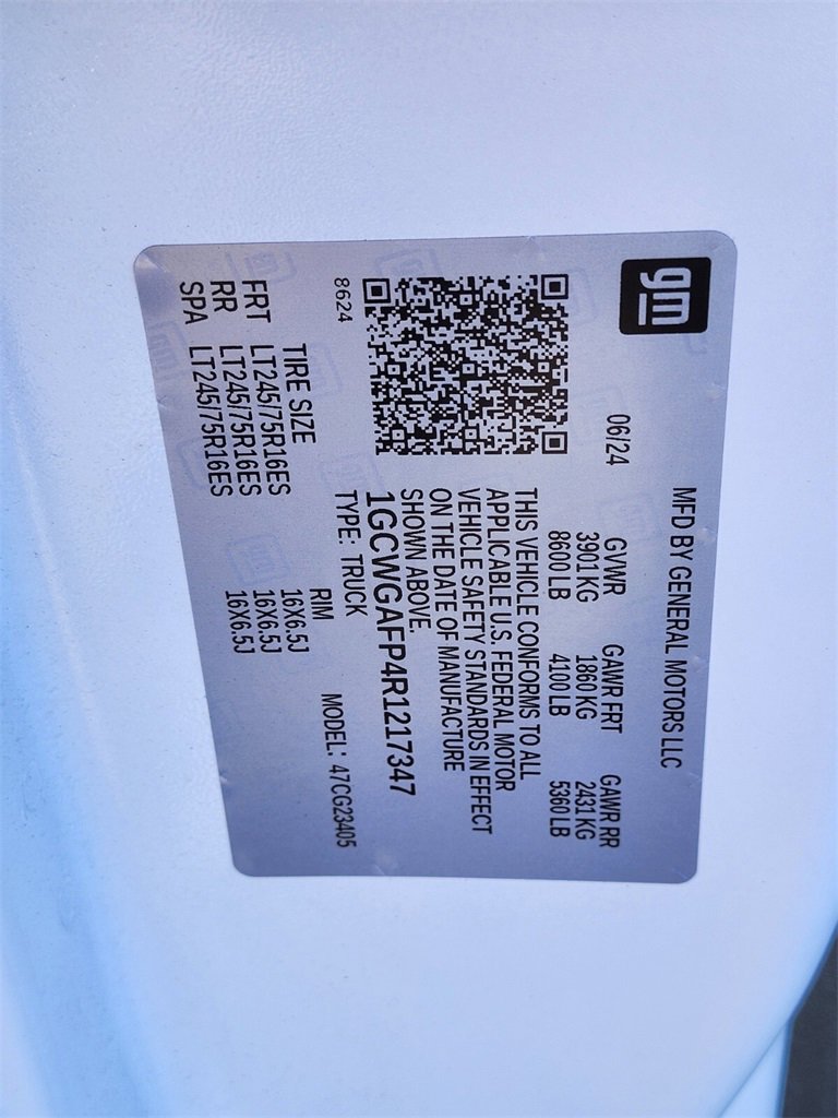 Used 2024 Chevrolet Express 2500 w/ Driver Convenience Package image 20