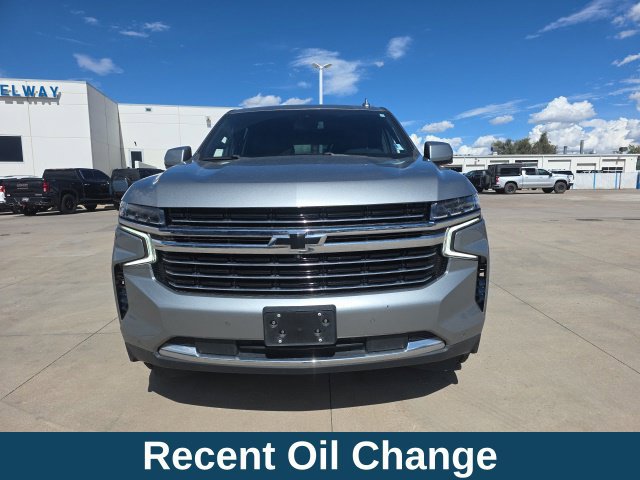 Used 2023 Chevrolet Tahoe LT w/ Luxury Package AWD/4WD image 3