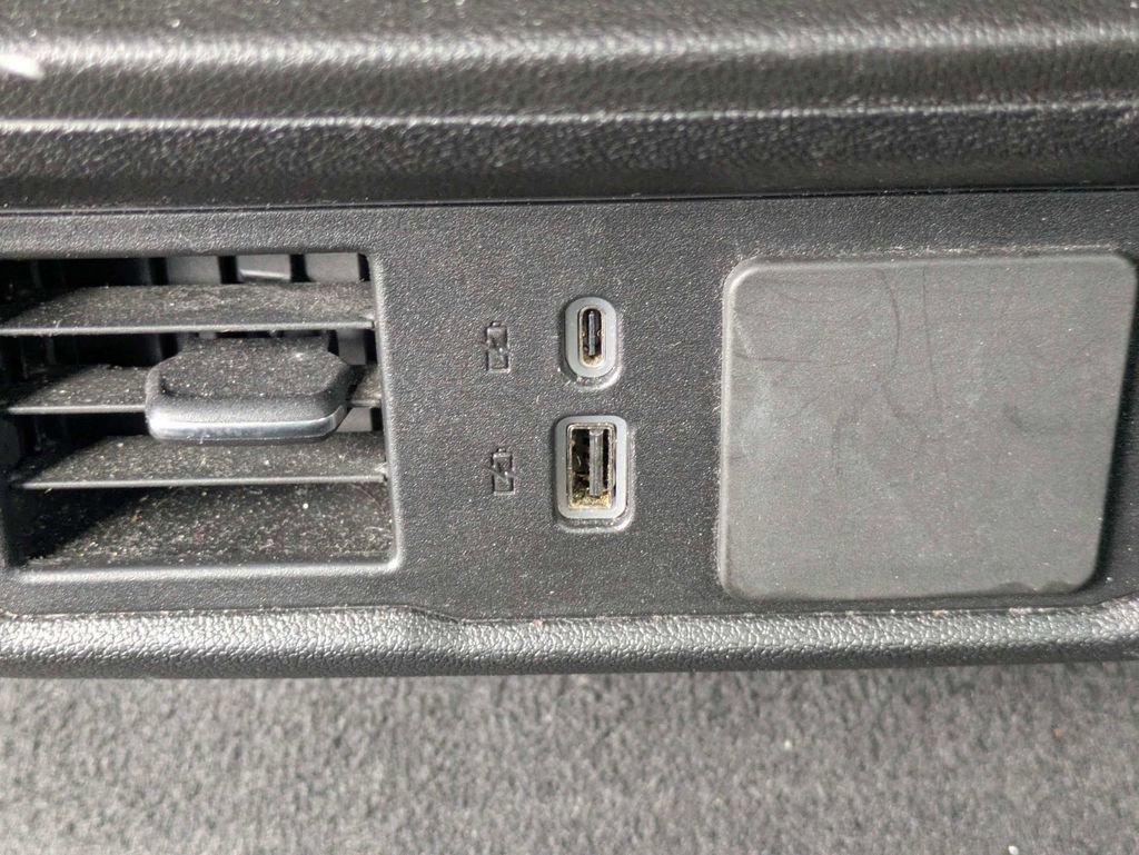 Used 2024 Chevrolet Silverado 1500 Custom RWD image 15