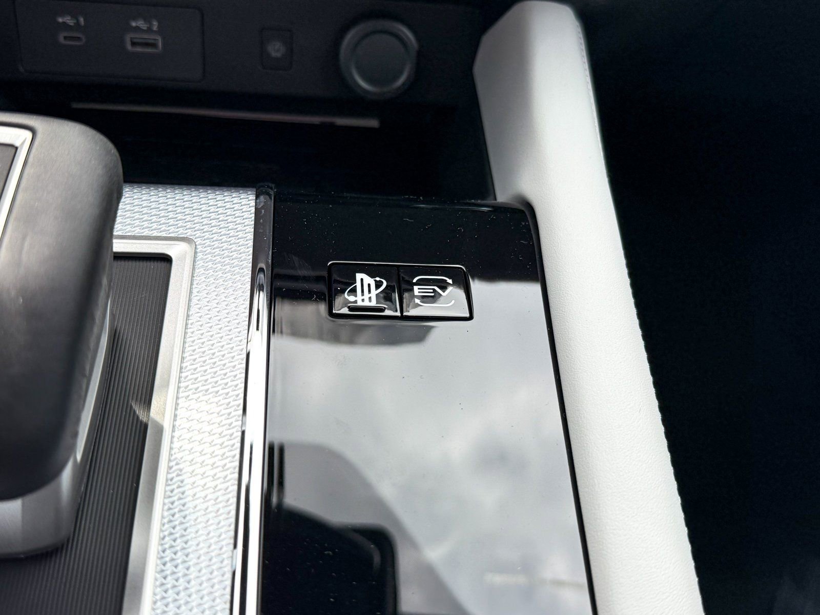 New 2025 Mitsubishi Outlander SEL image 40