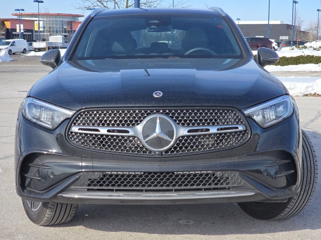 Used 2026 Mercedes-Benz GLC 300 4MATIC image 12