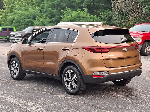 Used 2020 Kia Sportage LX AWD/4WD image 4