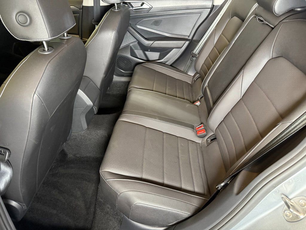 Used 2024 Volkswagen Jetta SE image 20