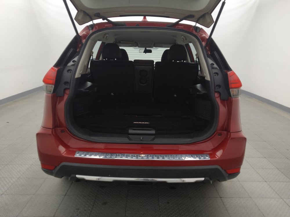 Used 2017 Nissan Rogue S FWD image 29