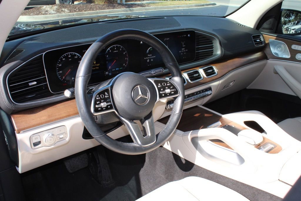 Certified 2023 Mercedes-Benz GLS 450 4MATIC image 4