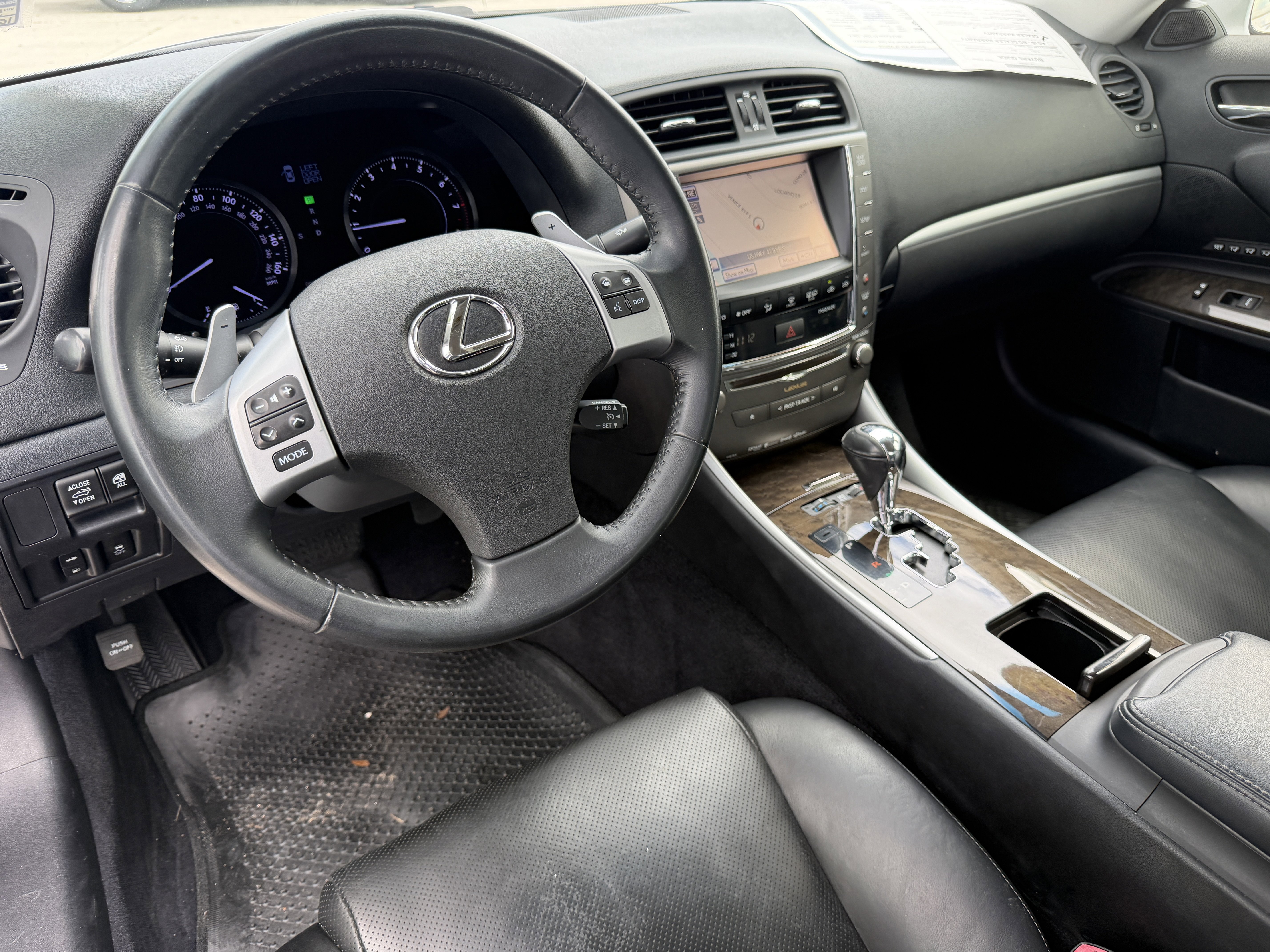 Used 2014 Lexus IS 250C w/ Luxury Package image 12