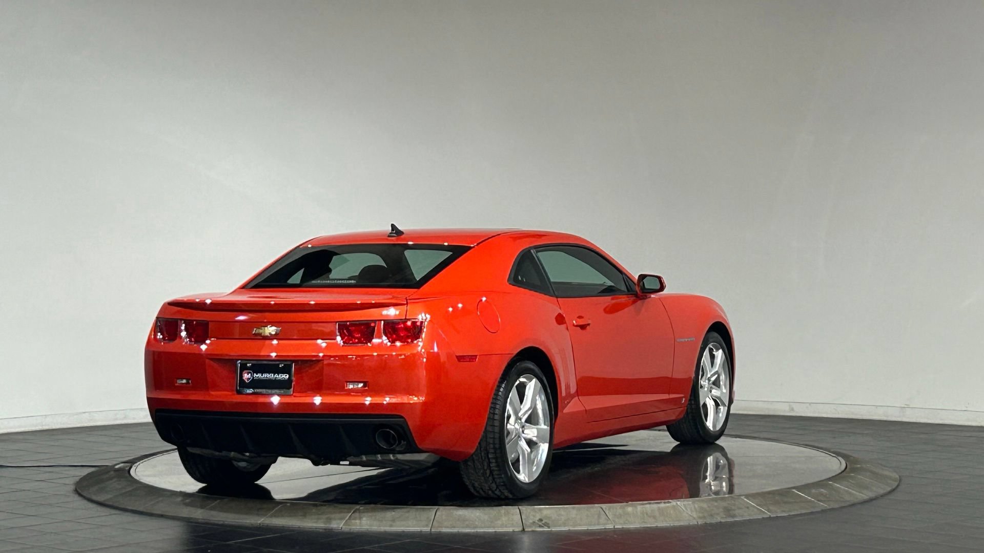 Used 2010 Chevrolet Camaro SS w/ Interior Accent Trim Package RWD image 8