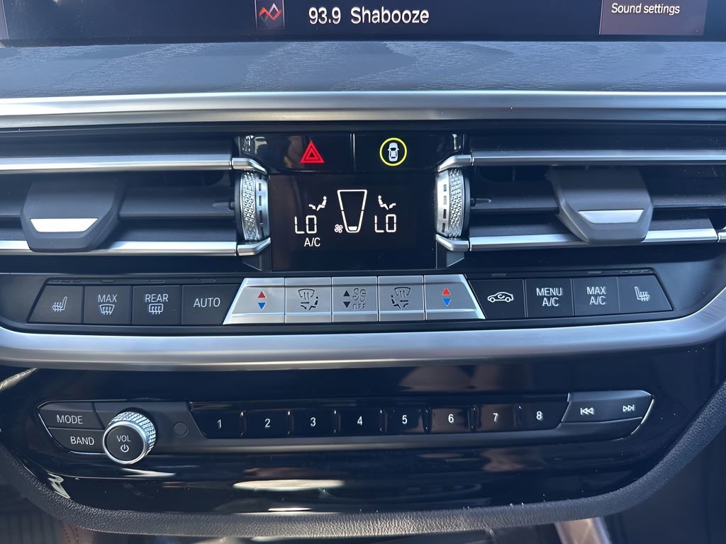 Used 2022 BMW X4 xDrive30i w/ M Sport Package 2 image 21