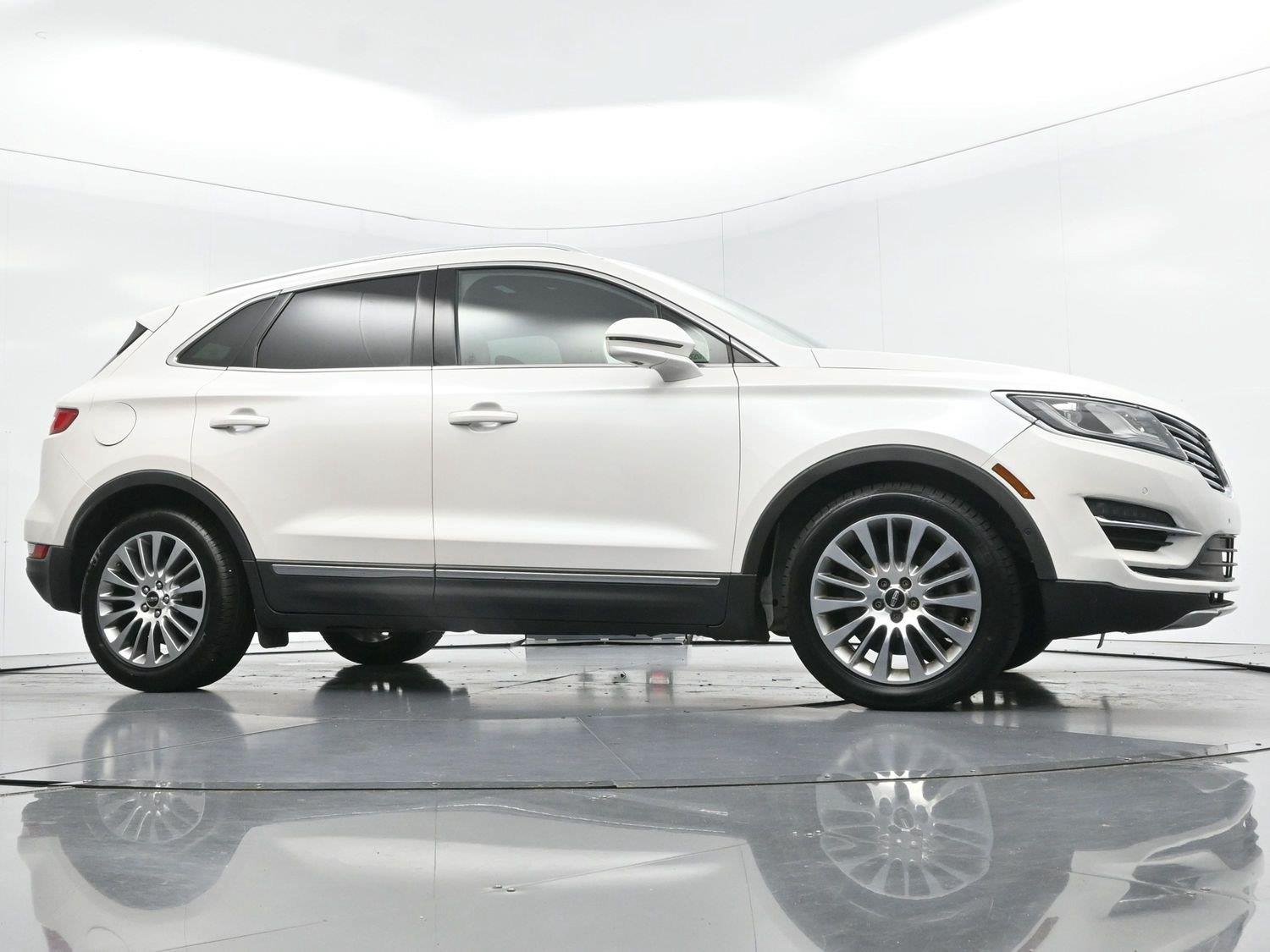 Used 2015 Lincoln MKC FWD w/ Equipment Group 102A Reserve image 39