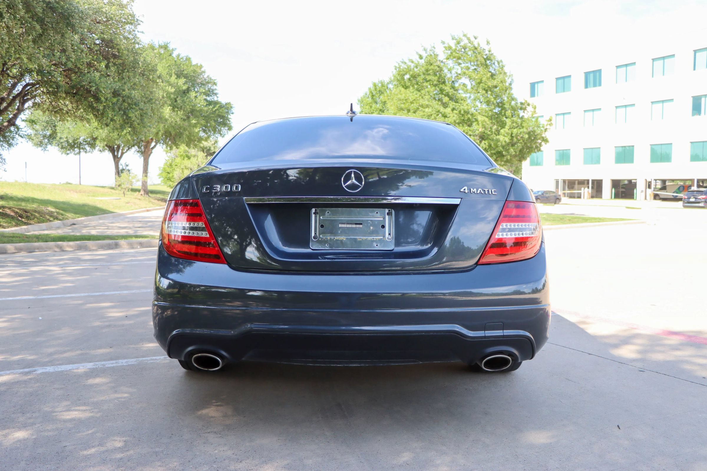 Used 2014 Mercedes-Benz C 300 4MATIC Sedan image 6