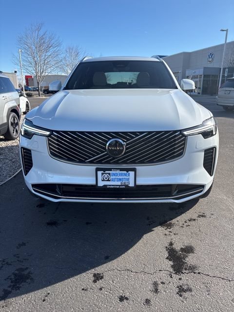 New 2026 Volvo XC90 B6 Plus w/ Protection Package Premier AWD/4WD image 10