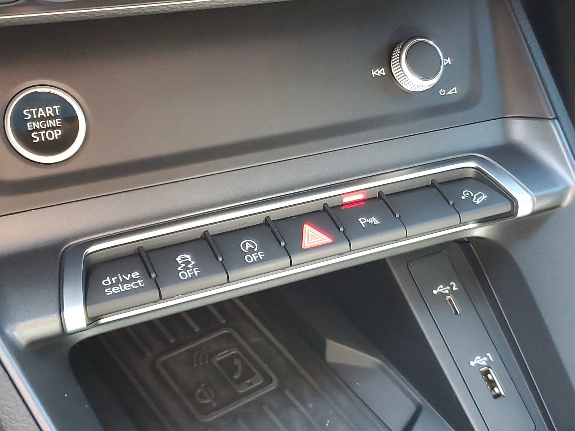 Used 2021 Audi Q3 2.0T Premium Plus w/ Premium Plus Package image 28