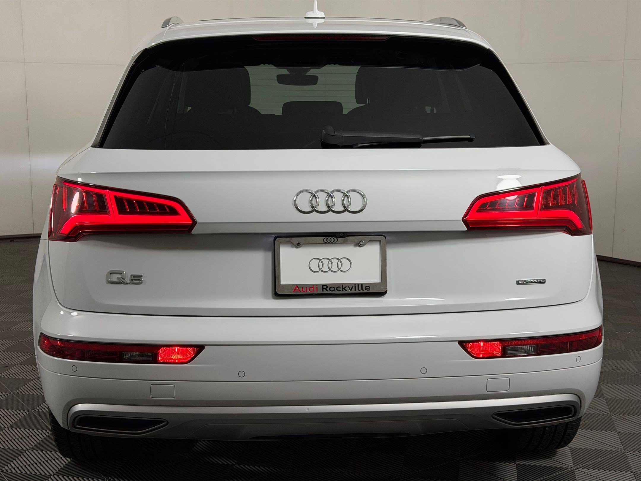 Used 2020 Audi Q5 2.0T Premium Plus AWD/4WD image 10