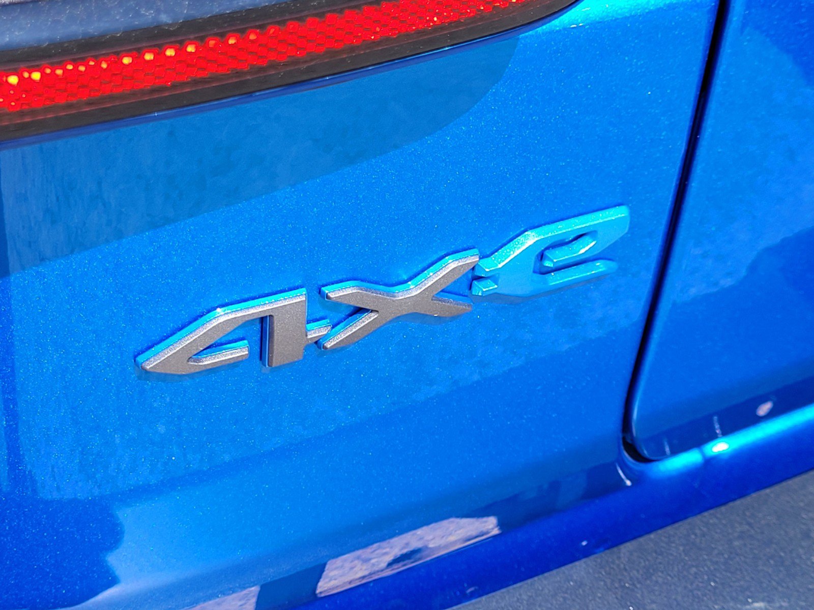 New 2023 Jeep Wrangler Unlimited w/ Sun & Screen Package image 6