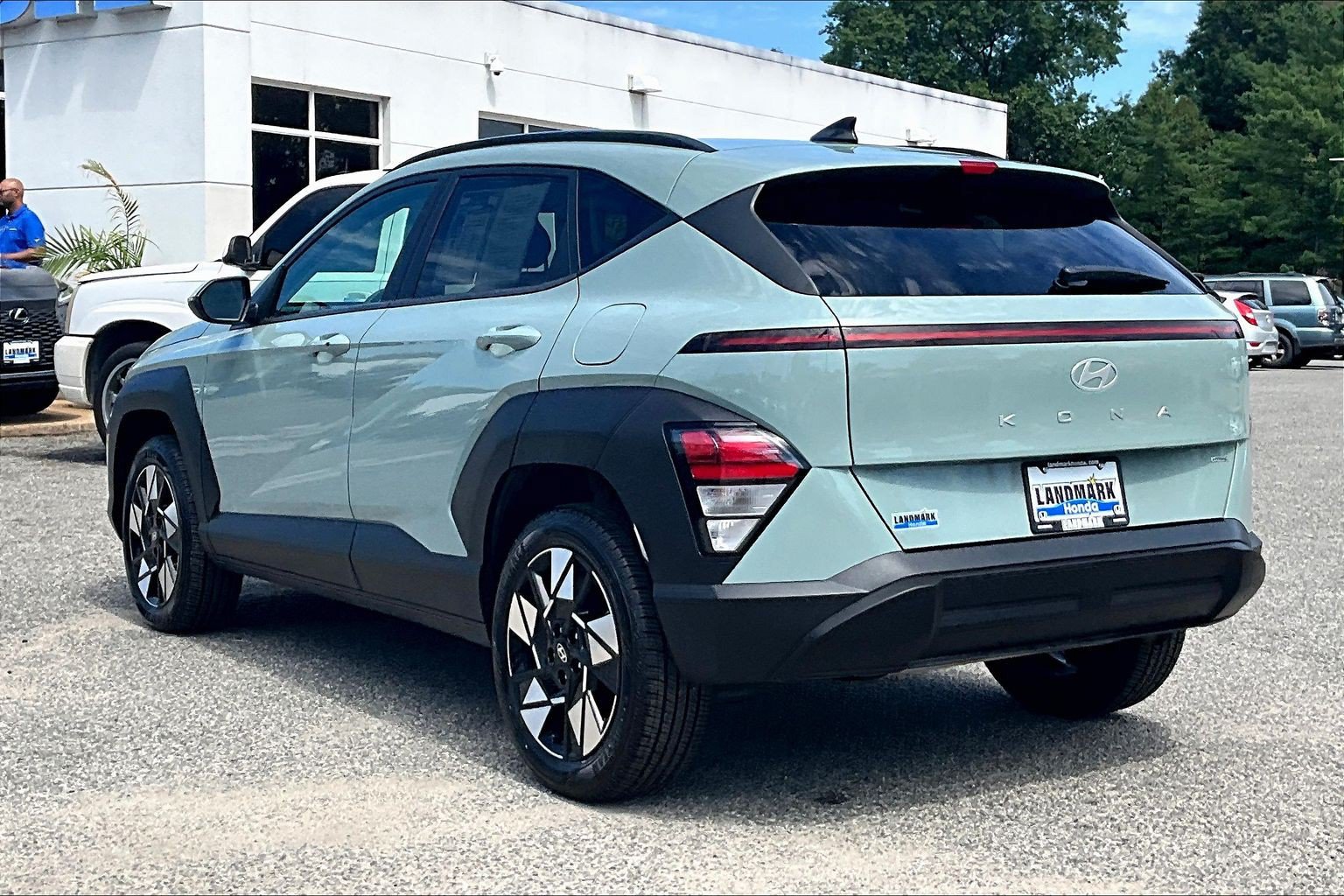 Used 2025 Hyundai Kona SEL AWD/4WD image 12