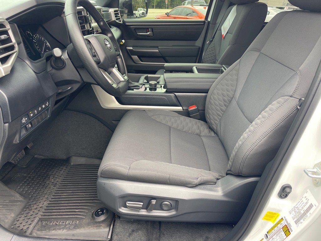 New 2026 Toyota Tundra SR5 image 9