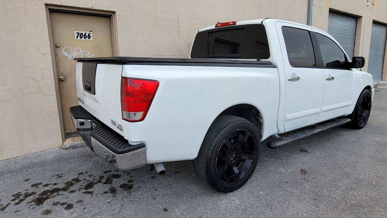 Used 2007 Nissan Titan SE RWD image 10