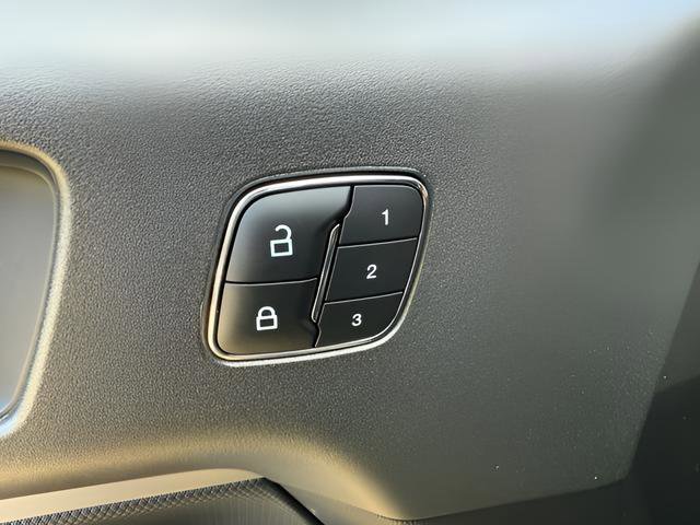 Used 2025 Ford Bronco Sport Badlands AWD/4WD image 20